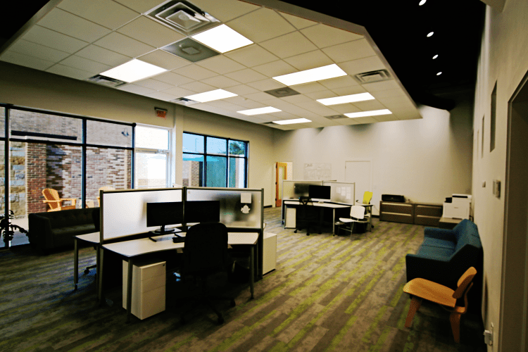 retail office property for sale Edmond, Ok interior photo