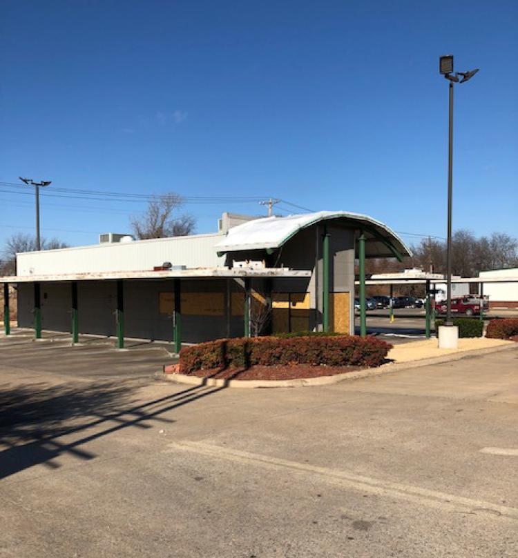 Former Sonic freestanding retail building For Sale Muskogee, Ok exterior photo-3