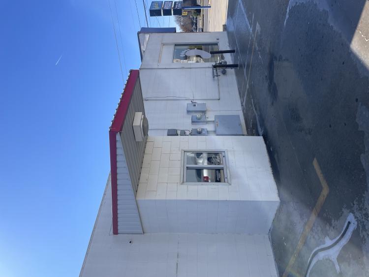 retail freestanding building for lease or sale, Midwest City, OK