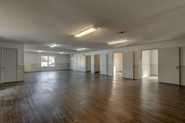 101 - 105 E 32nd Ave, Stillwater Multi Family or convert to office property for sale interior photo