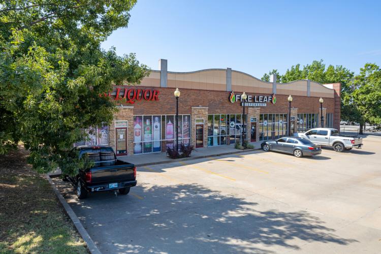 Mason Plaza