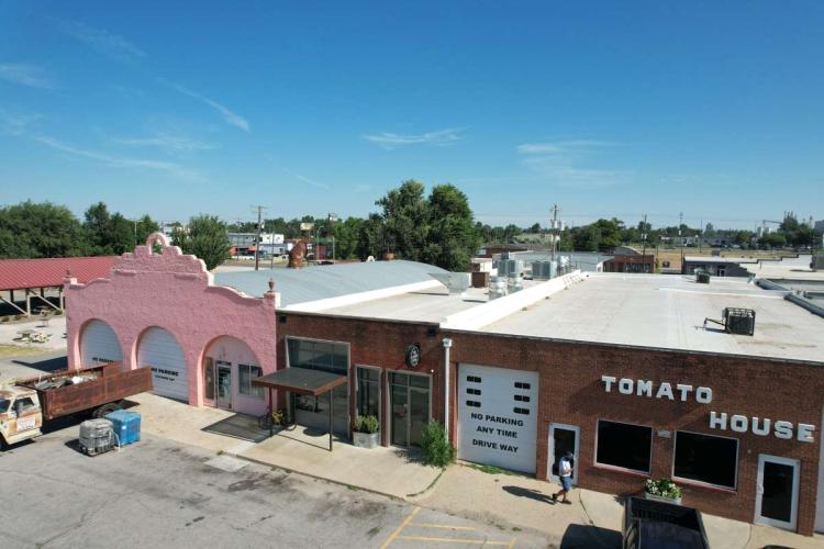 retail restaurant for sale Oklahoma City, Ok exterior photo2