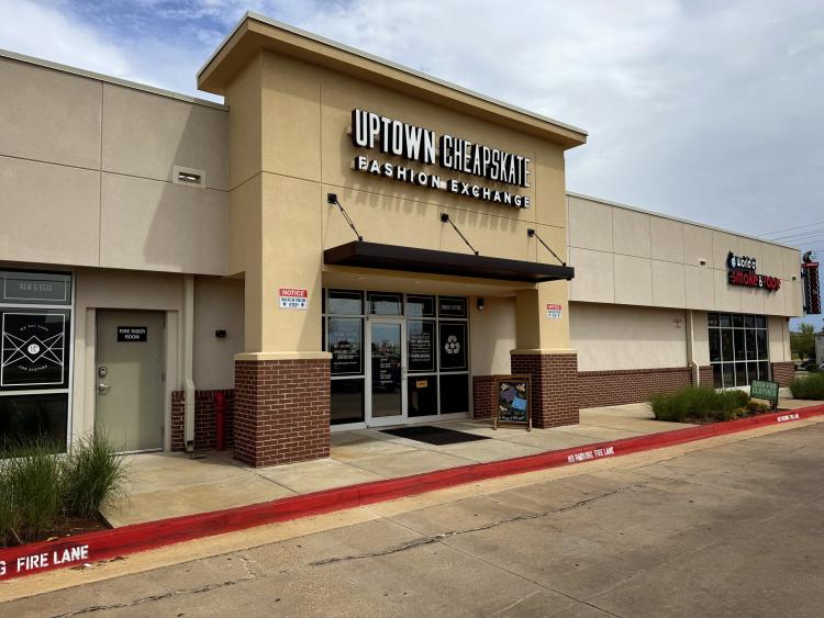 Image of Sooner Rose 3 Shopping Center