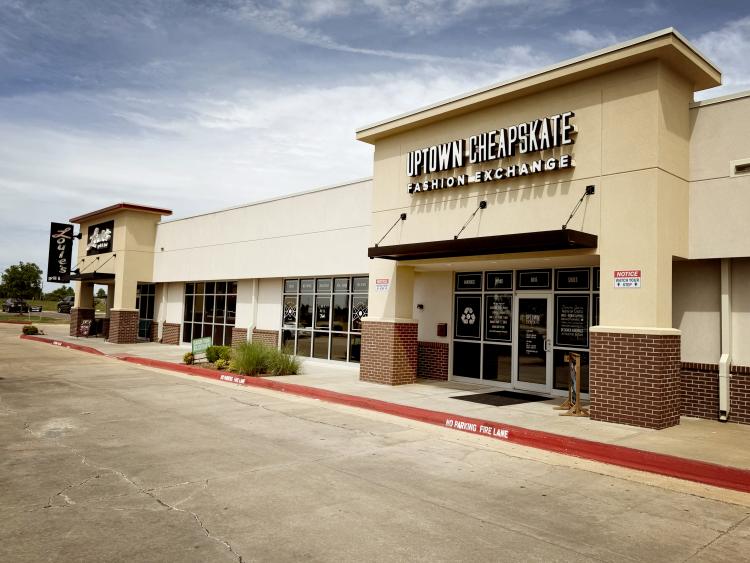 Image of Sooner Rose 3 Shopping Center