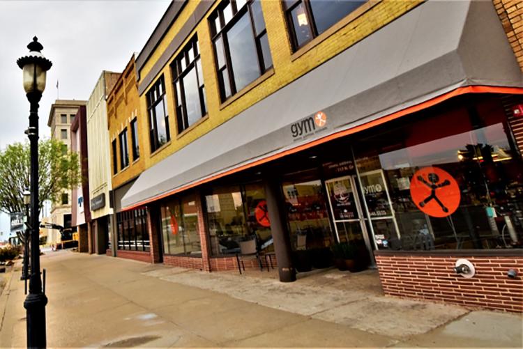 mixed use building for sale Enid, Ok exterior photo