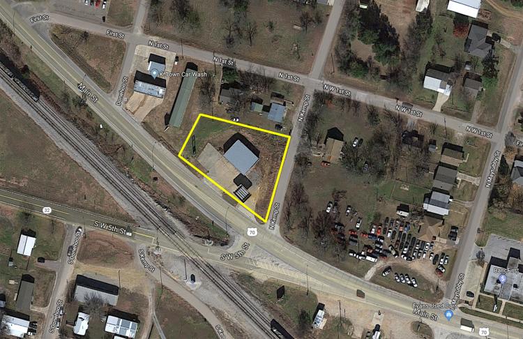 400 W Highway 70, Kingston, OK retail freestanding building for sale-aerial photo