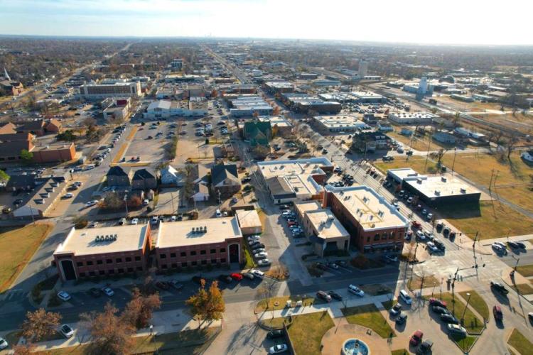 wideaerial of building for sale as retail, office or other use, Edmond, Ok