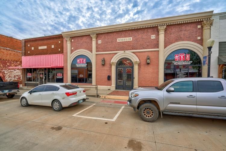 office event center for sale, Kingfisher, OK exterior photo
