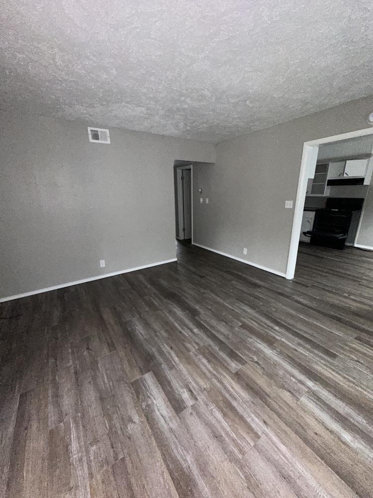 London Square Apartments