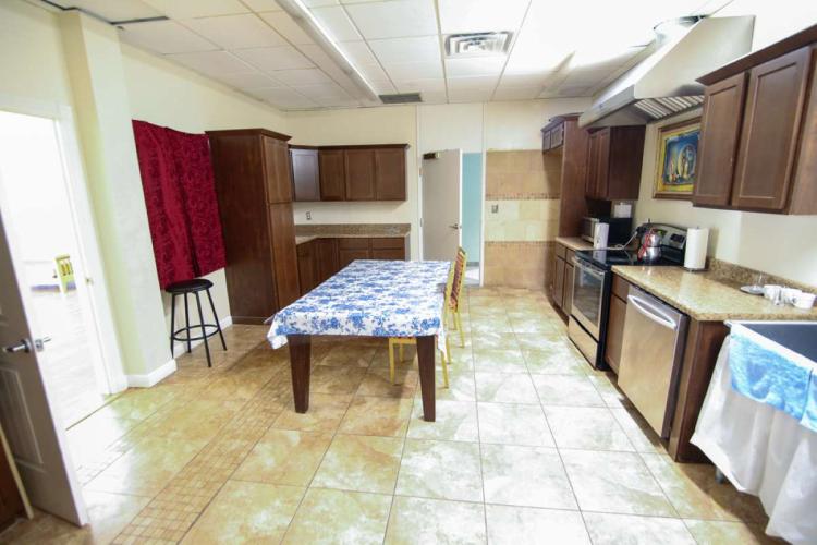 office building for Sale N Classen Blvd, Oklahoma City, Ok kitchen photo