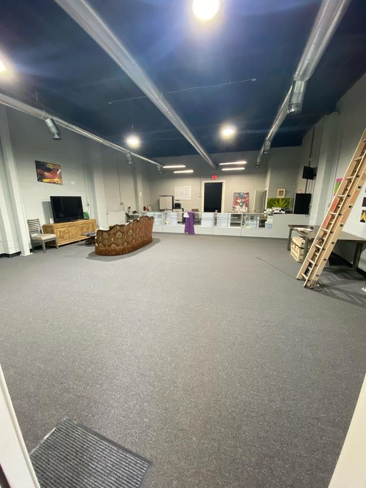 Former Dispensary Location For Sale North Oklahoma show room