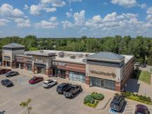 Shoppes at Fox Lake retail space for lease  in Edmond, OK exterior building photo 