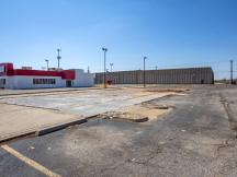 former Rib Crib restaurant for retail or office Land for ground lease or Build to Suit- Oklahoma City, OK exterior photo