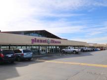 Almonte Shopping Center retail space for lease in Oklahoma City exterior photo1