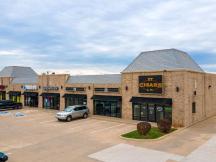 Retail strip center for lease Edmond, OK exterior photo