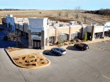 retail space for lease Guthrie Ok - exterior photo