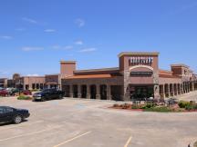 Colony Pointe Plaza retail space for lease in Piedmont (OKC Metro) exterior photo