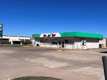 Retail convenience store for Sale, Norman, Ok exterior photo